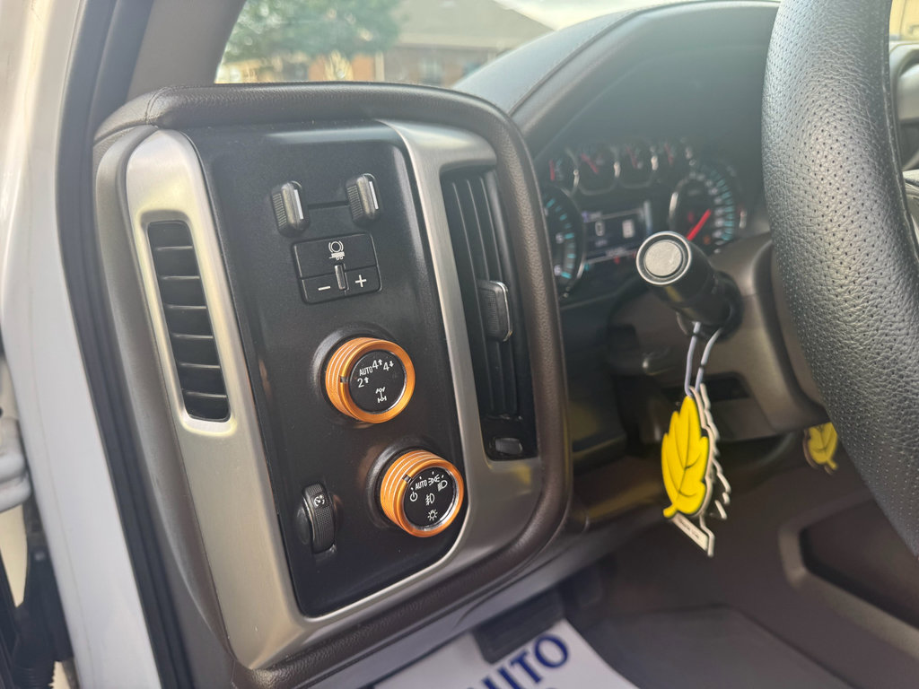 Used 2018 GMC Sierra 1500 SLT w/ SLT Preferred Package AWD/4WD image 16