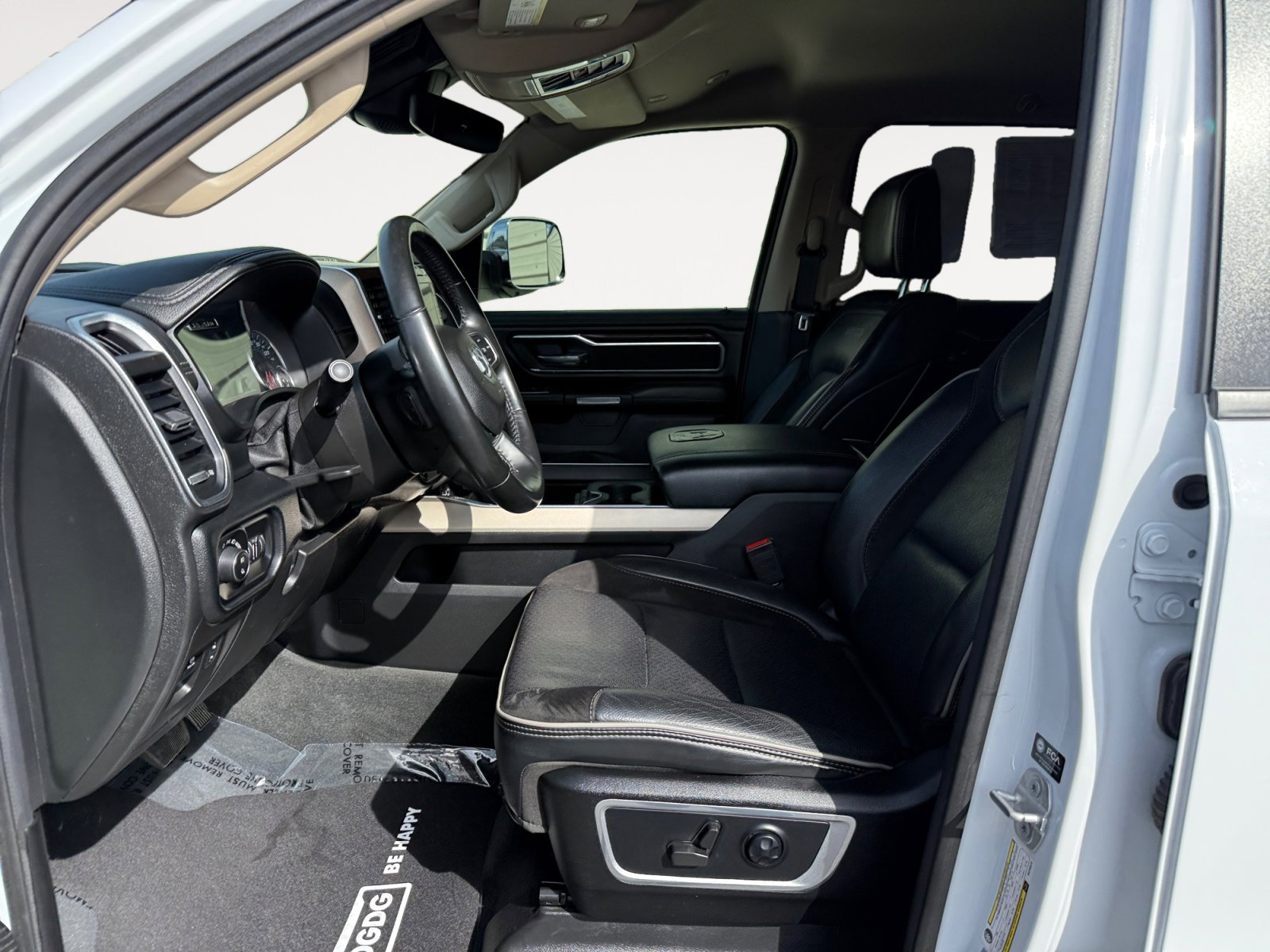 Used 2021 RAM 1500 Laramie image 10