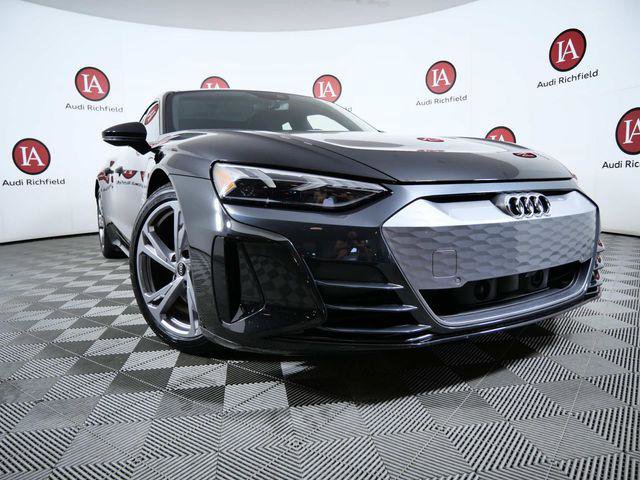 Used 2022 Audi e-tron GT Premium Plus image 2