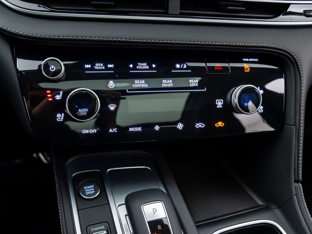 Certified 2025 INFINITI QX60 Luxe image 24