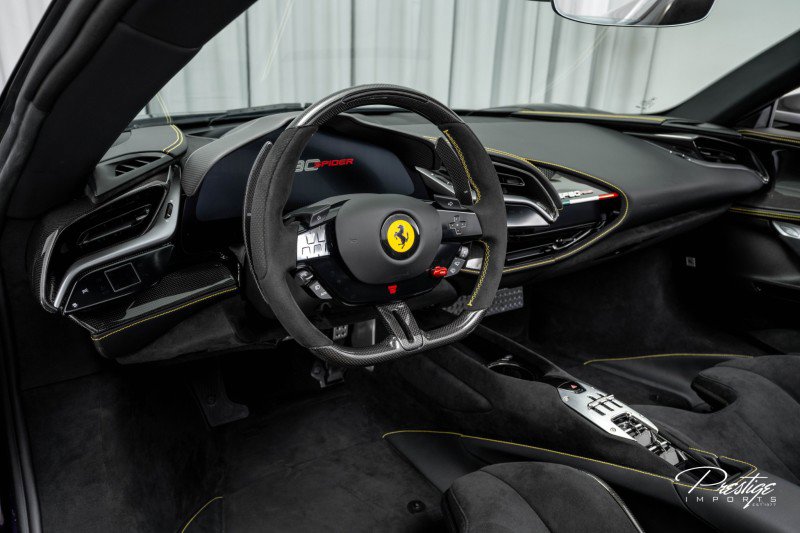 Used 2025 Ferrari SF90 Spider image 40
