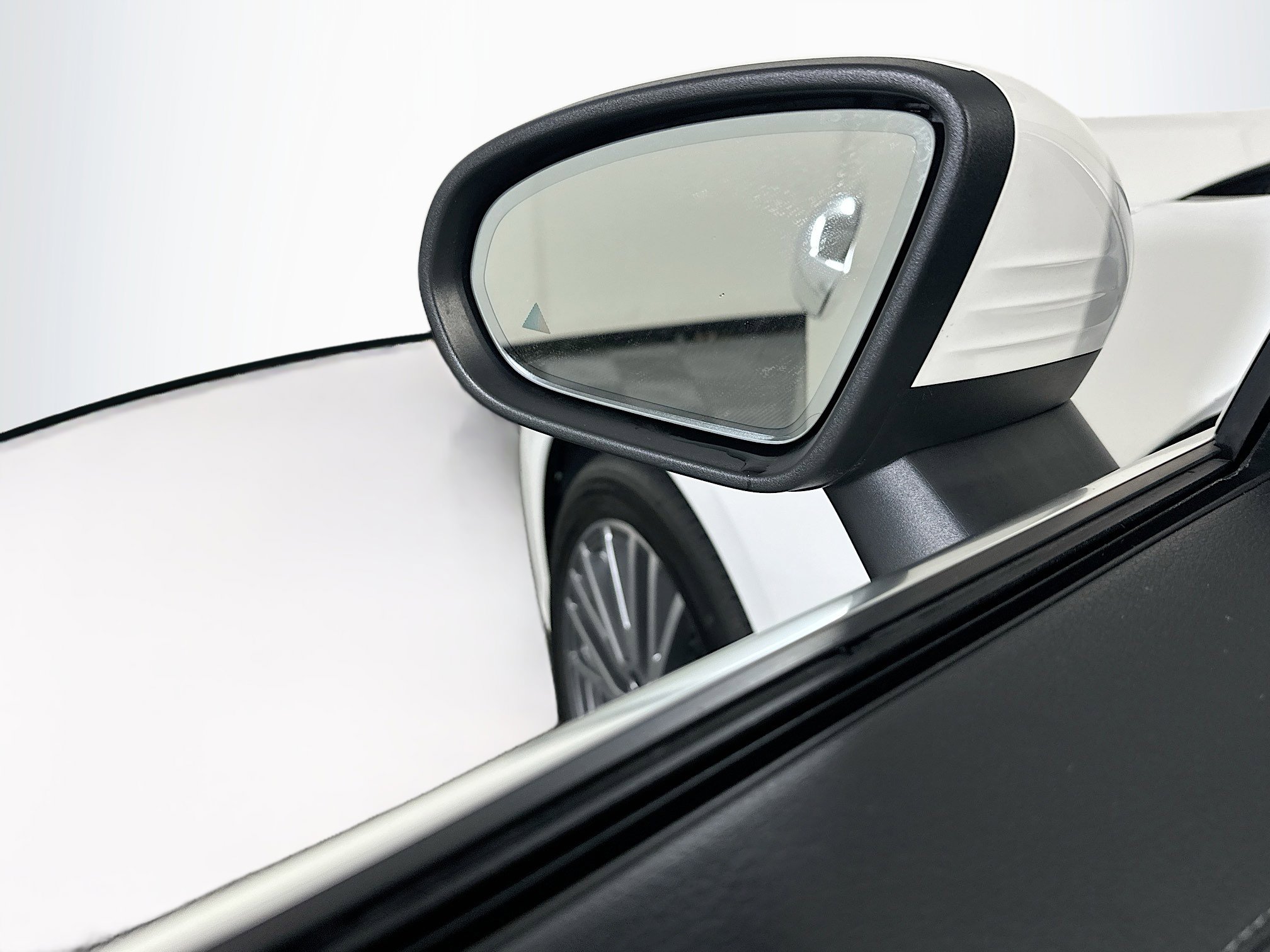 Used 2025 Mercedes-Benz CLA 250 image 16