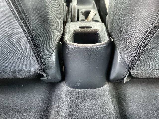 Used 2022 Nissan Versa SV FWD image 30