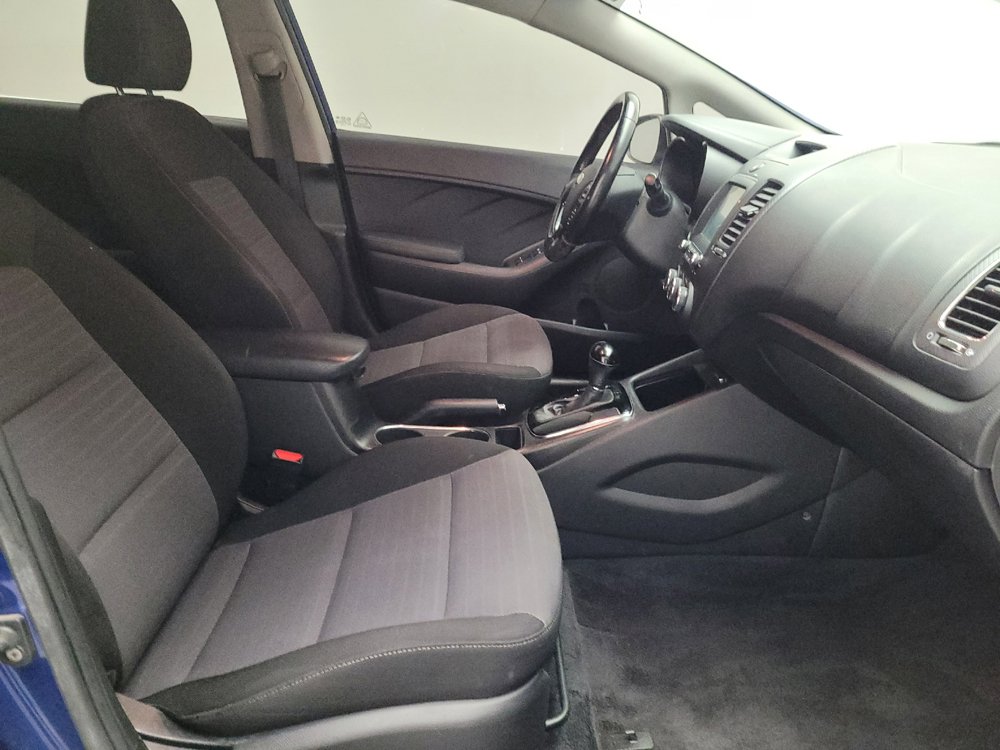 Used 2017 Kia Forte S w/ S Technology Package FWD image 21