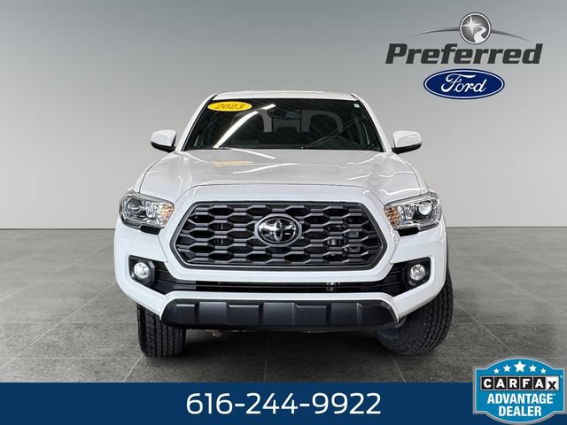 Used 2023 Toyota Tacoma TRD Off-Road AWD/4WD image 11