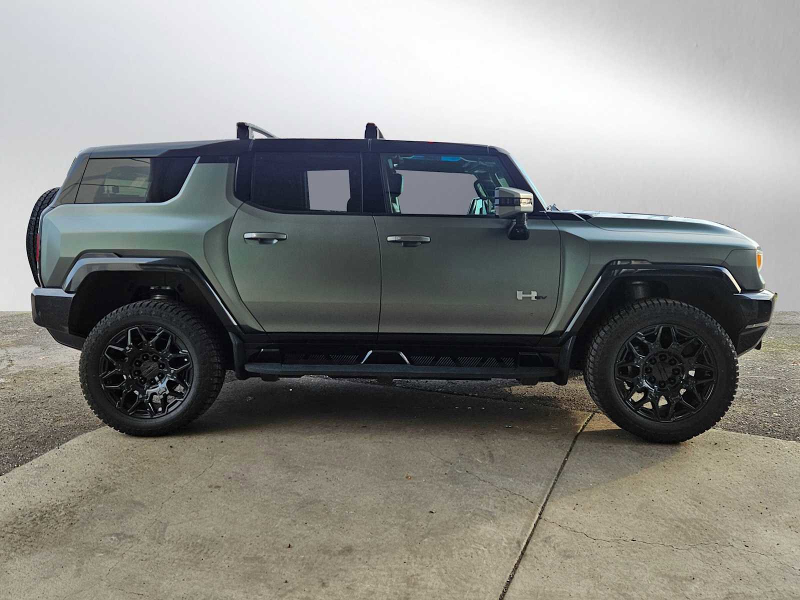 Used 2024 GMC Hummer EV 3X image 2