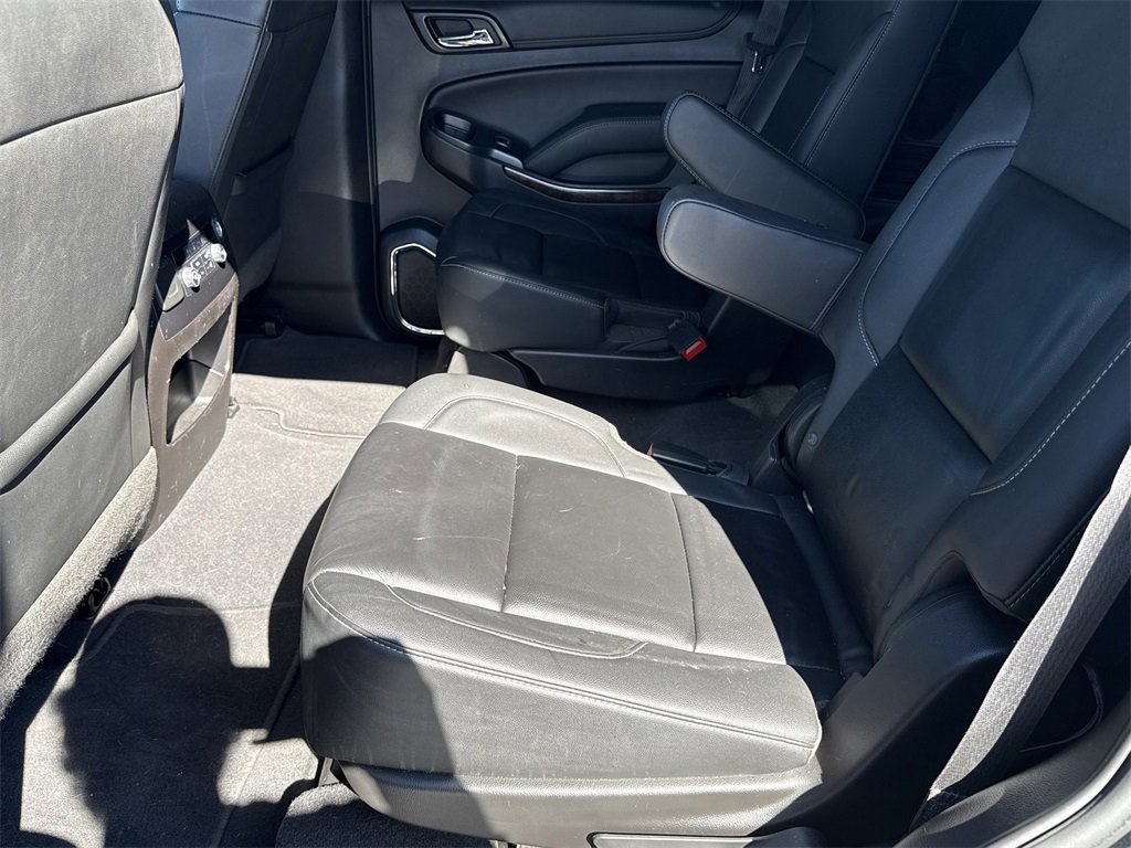 Used 2019 Chevrolet Tahoe LT w/ RST Edition image 24