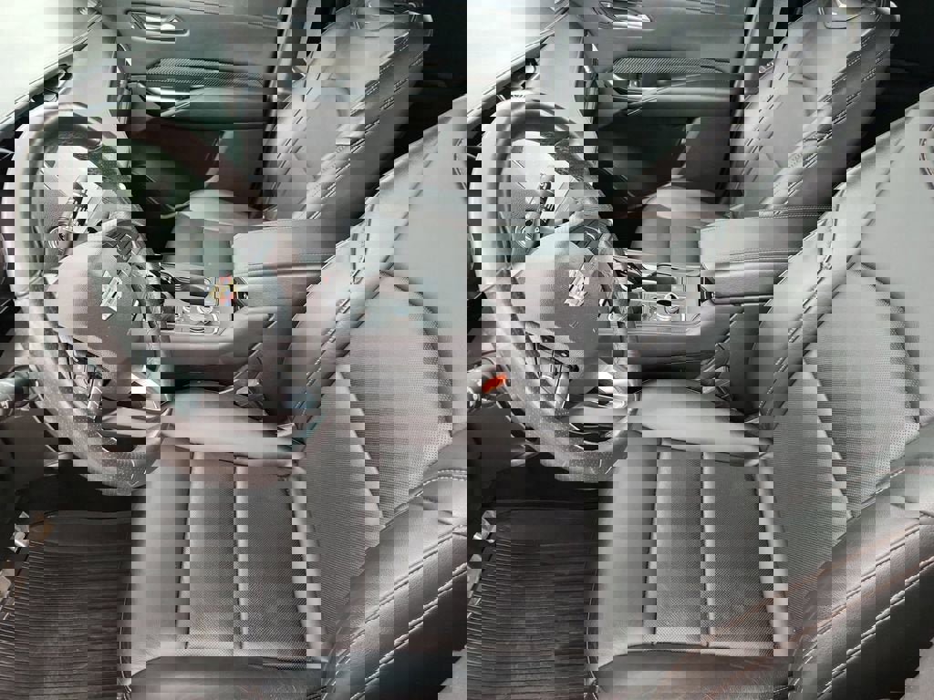 Used 2021 Cadillac XT4 Sport image 9