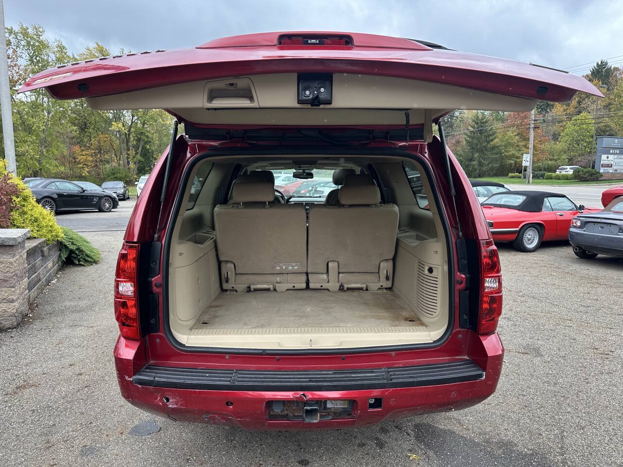 Used 2012 Chevrolet Suburban LT w/ All-Star Edition AWD/4WD image 6
