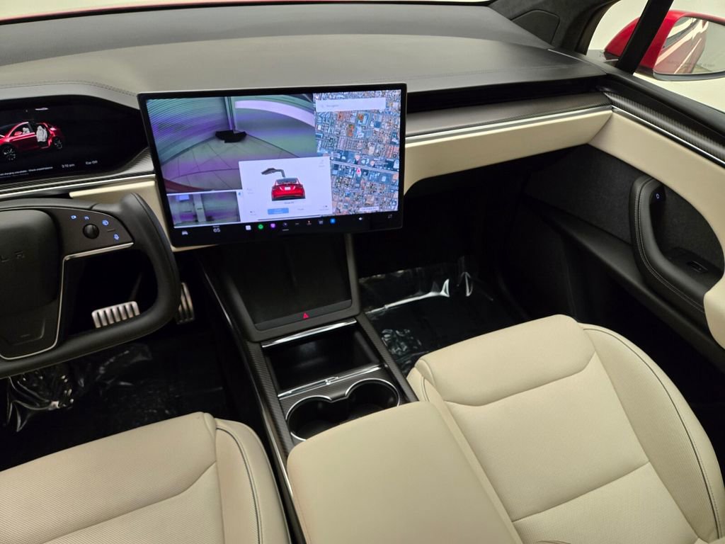 Used 2022 Tesla Model X Plaid image 22