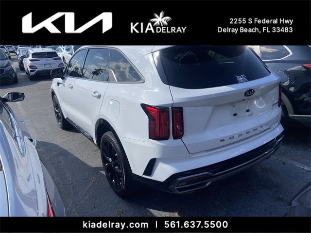 Used 2021 Kia Sorento SX image 4