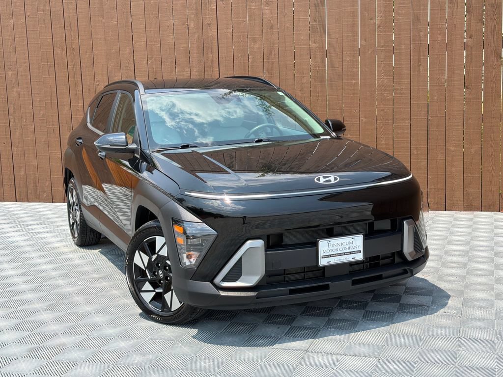 Used 2025 Hyundai Kona SEL FWD image 9