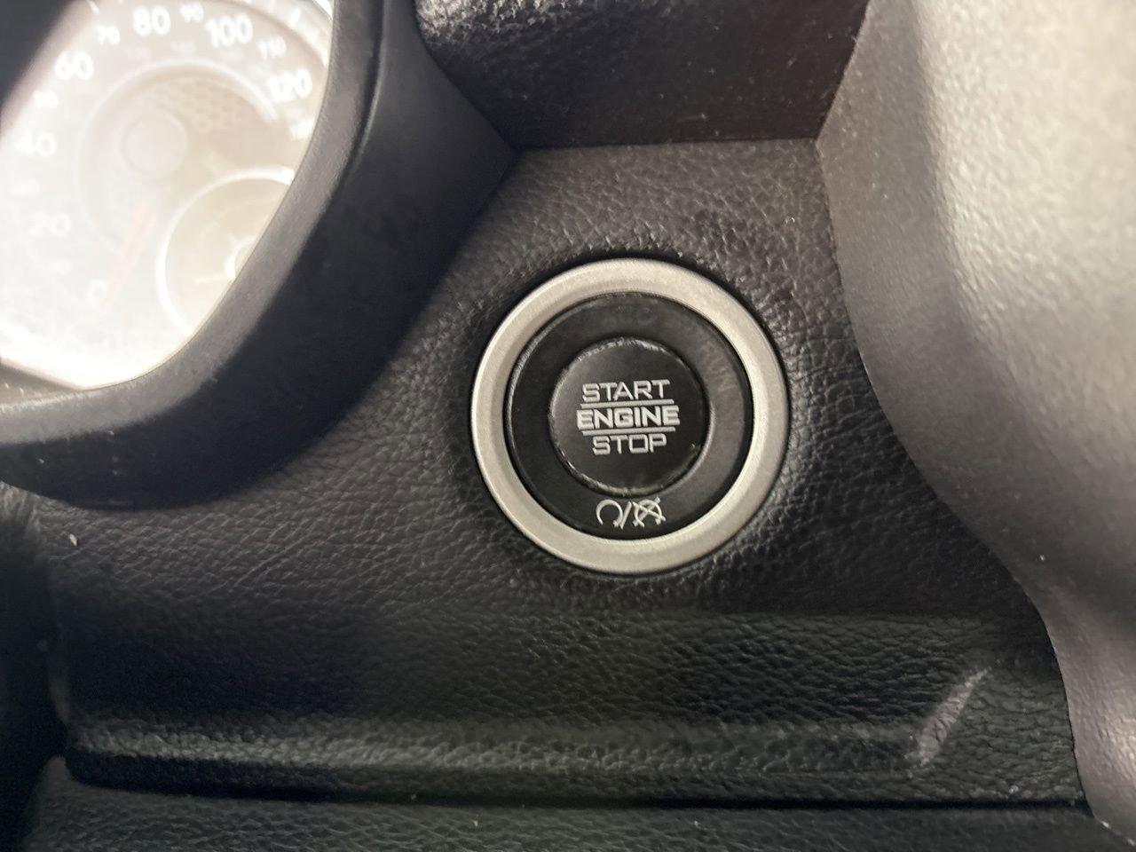 Used 2024 RAM 3500 Big Horn image 14