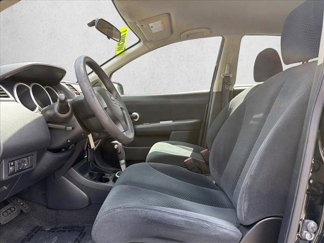 Used 2011 Nissan Versa 1.8 S w/ PWR Plus Pkg image 4