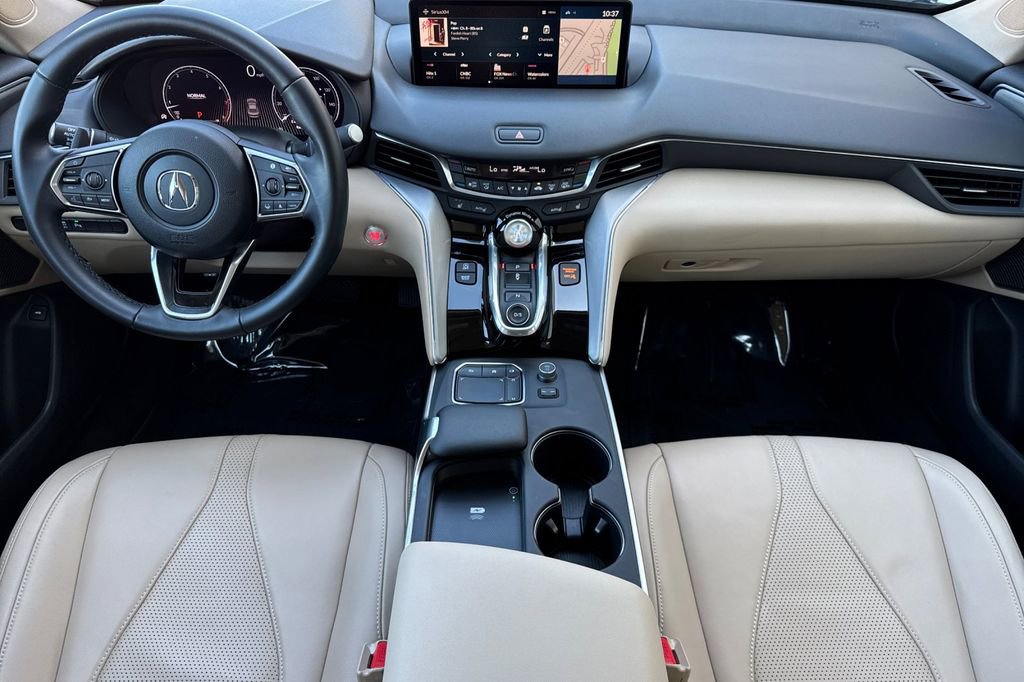 Certified 2025 Acura TLX w/ Technology Package image 4