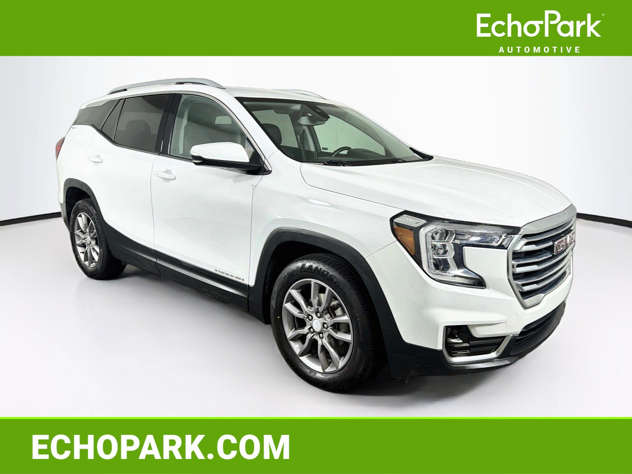 Used 2023 GMC Terrain SLT