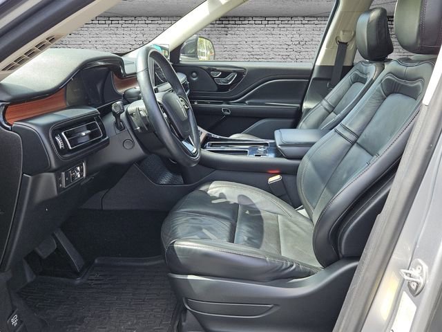 Used 2020 Lincoln Aviator Grand Touring w/ Elements Package Plus image 9