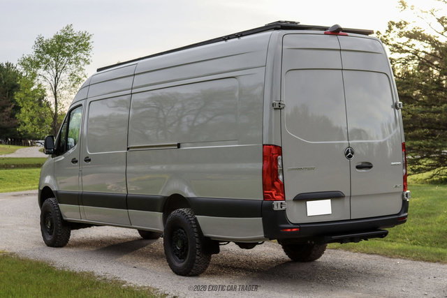 Used 2023 Mercedes-Benz Sprinter 2500 image 6