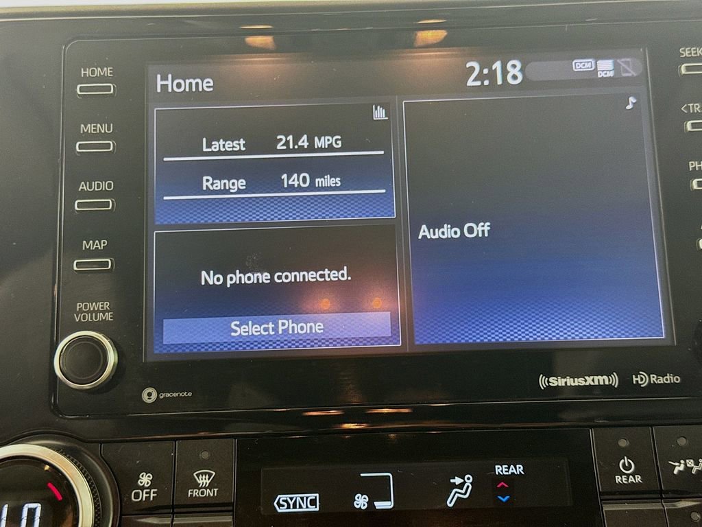 Used 2020 Toyota Highlander XLE FWD image 17