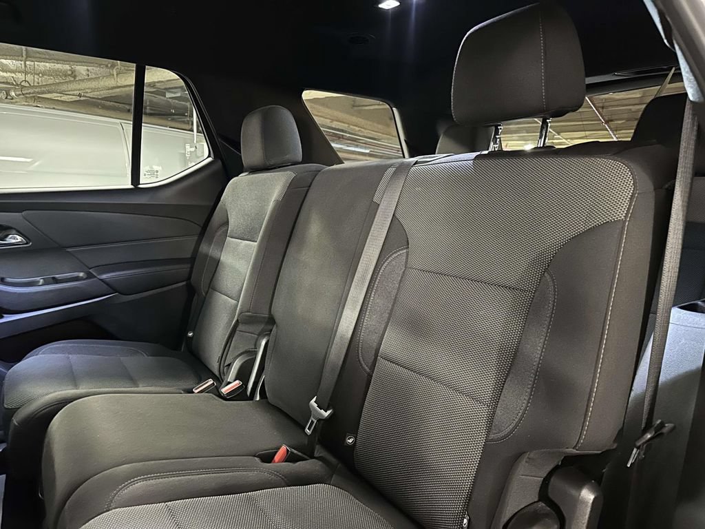 Used 2023 Chevrolet Traverse LT AWD/4WD image 15