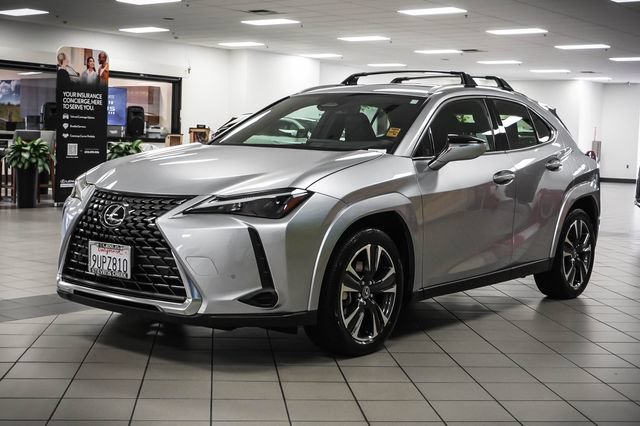 Certified 2025 Lexus UX 300h FWD image 3