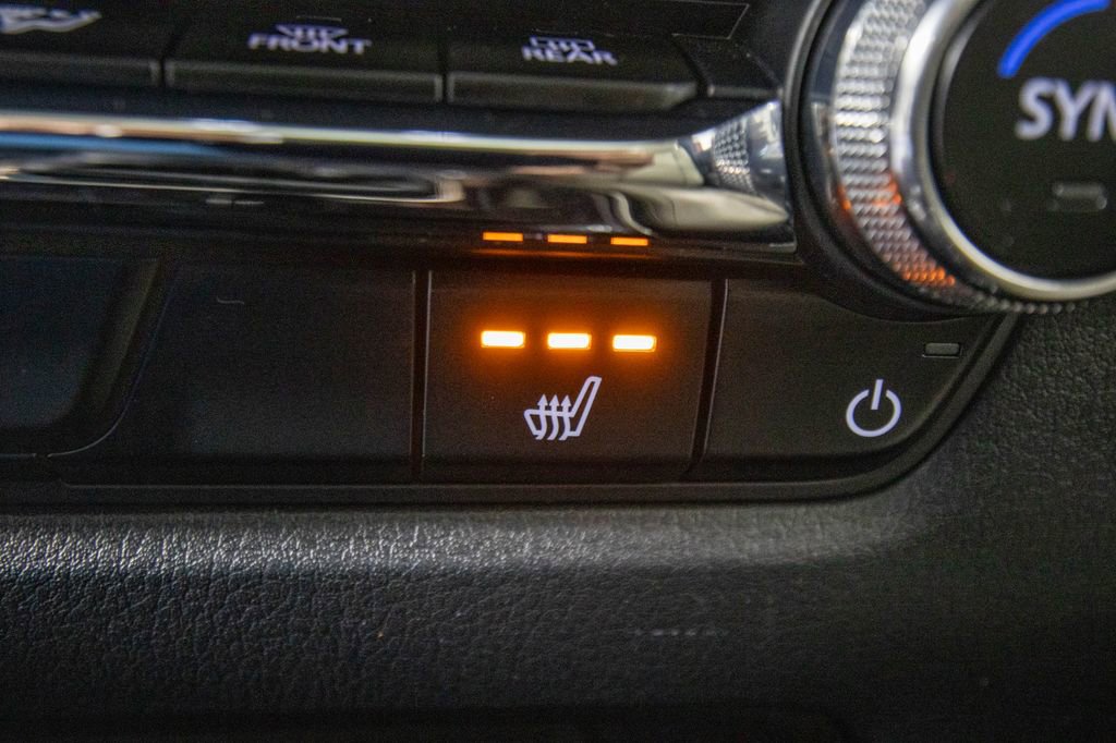 Used 2024 MAZDA CX-30 AWD 2.5 S w/ Preferred Package image 25