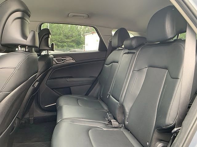 Used 2023 Kia Sportage EX image 36