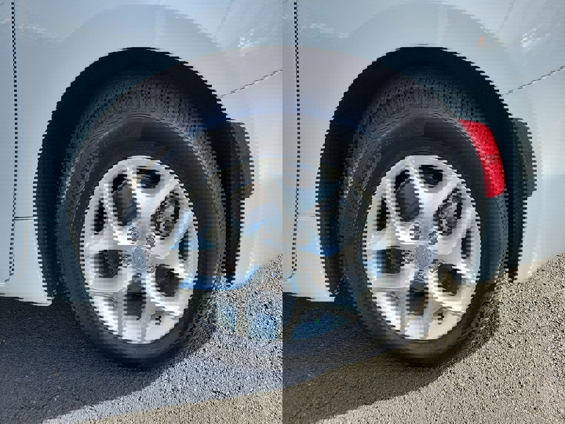 Used 2020 Chrysler Pacifica Touring w/ Tire & Wheel Group image 33