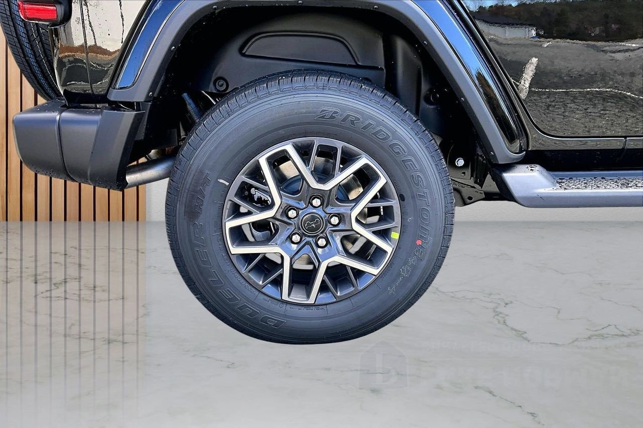 New 2026 Jeep Wrangler Sahara AWD/4WD image 35