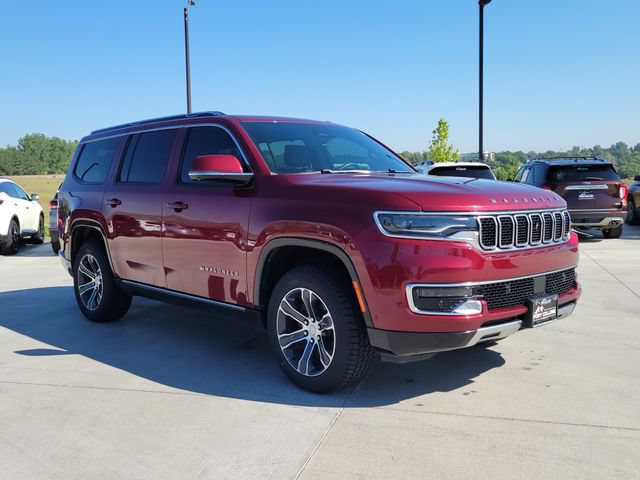 Used 2022 Jeep Wagoneer Series III w/ Premium Group I AWD/4WD image 4