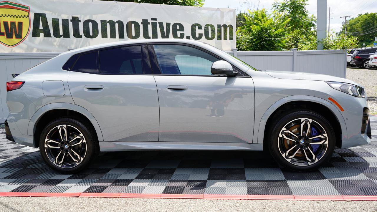 Used 2026 BMW X2 xDrive28i AWD/4WD image 5