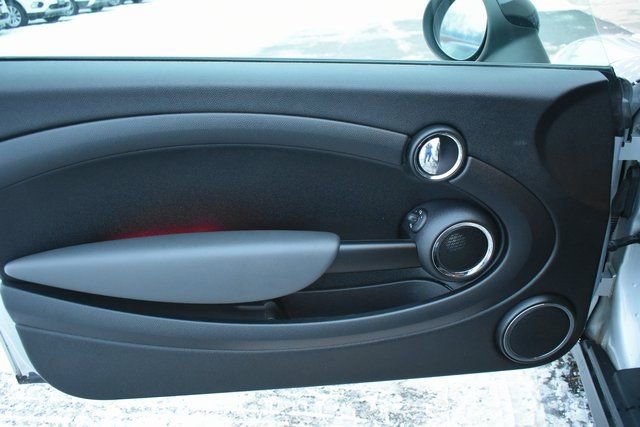 Used 2010 MINI Cooper Clubman Hardtop w/ Premium Pkg image 14