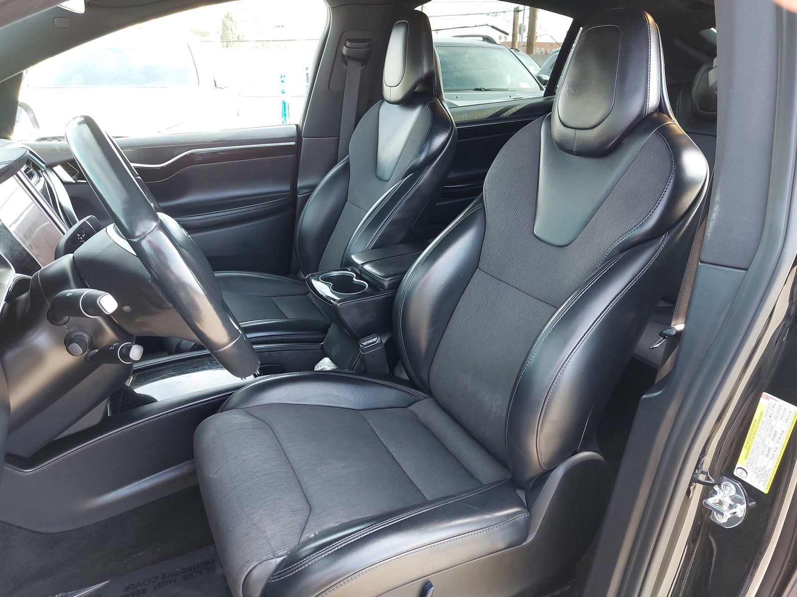 Used 2017 Tesla Model X 75D image 15