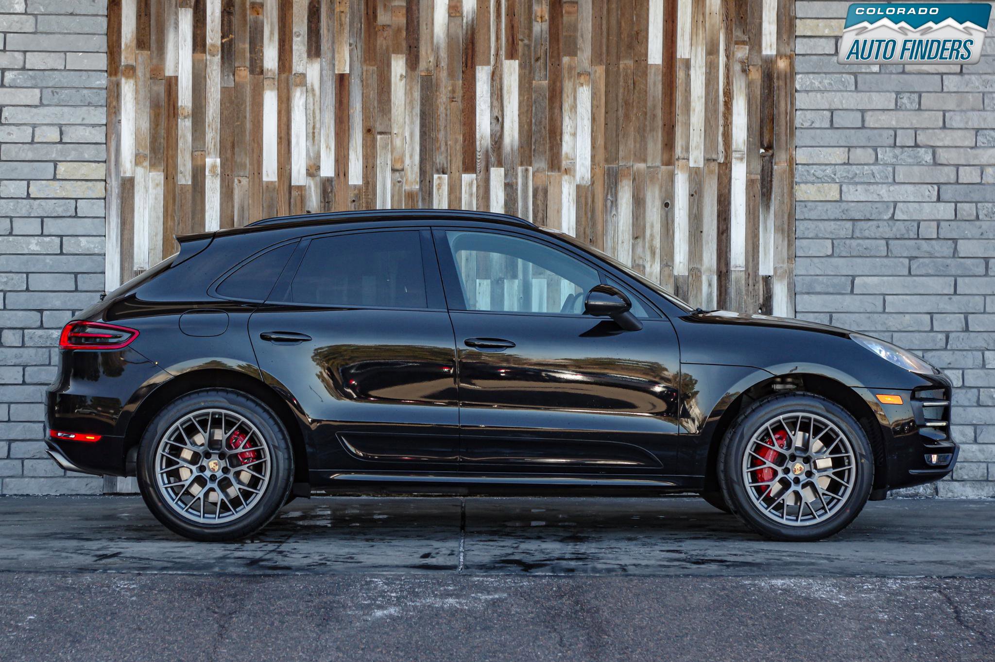 Used 2016 Porsche Macan Turbo AWD/4WD image 8