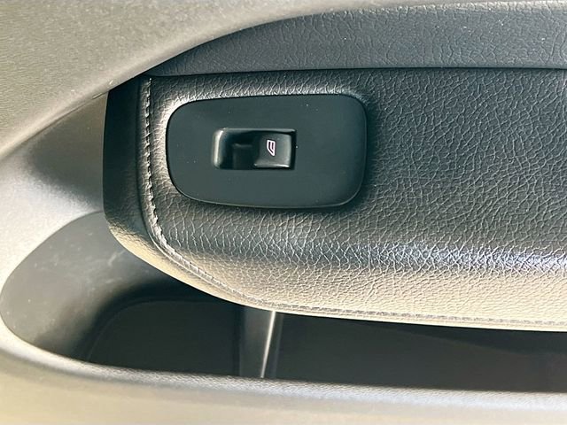 Used 2020 Volvo XC60 T6 Inscription w/ Protection Package Premier image 31