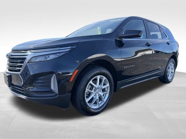 Used 2024 Chevrolet Equinox LT w/ LPO, Floor Liner Package image 1