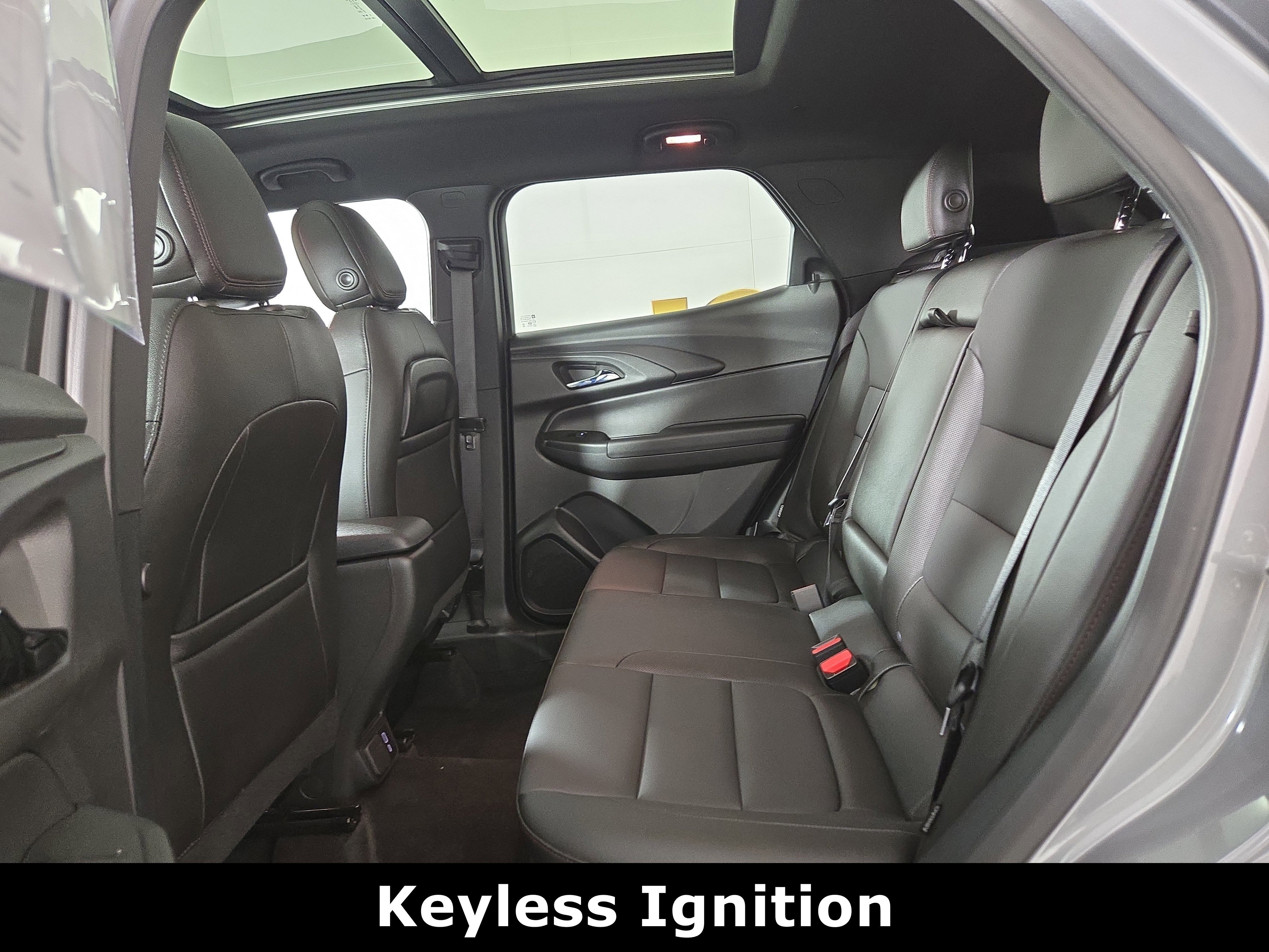 Certified 2025 Chevrolet TrailBlazer RS w/ Convenience Package image 12