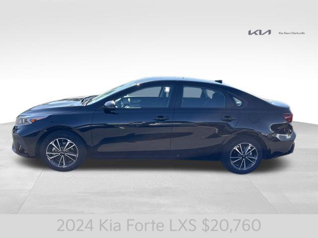 Certified 2024 Kia Forte LXS w/ LXS Technology Package FWD image 5