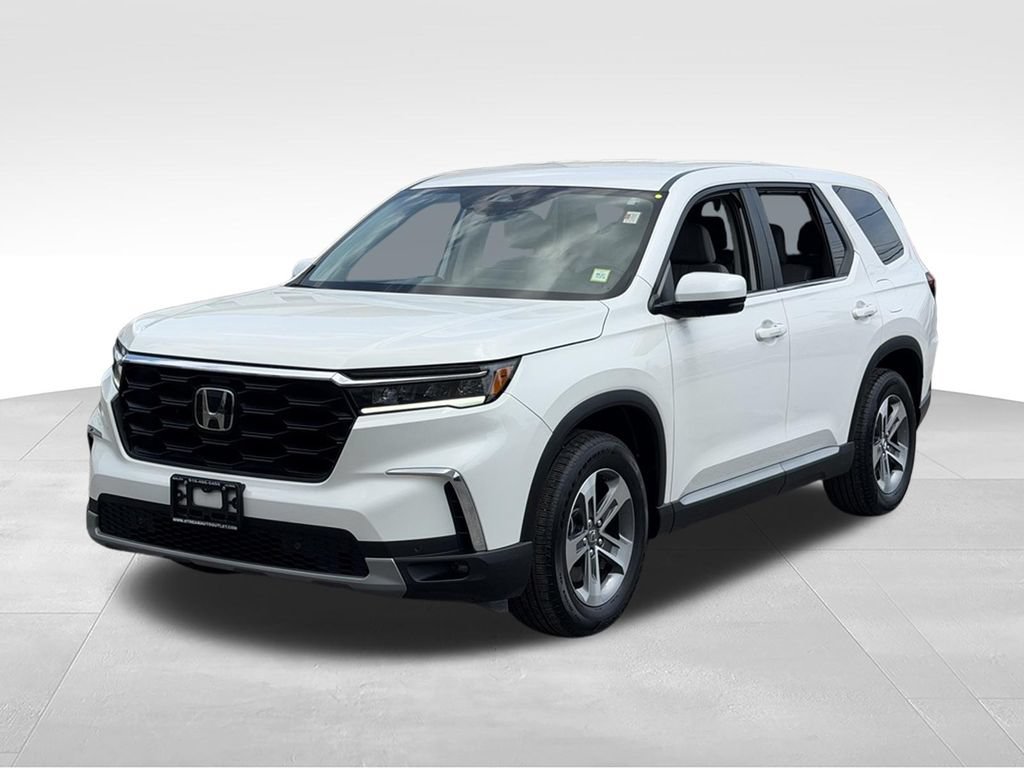 Used 2025 Honda Pilot EX-L image 3