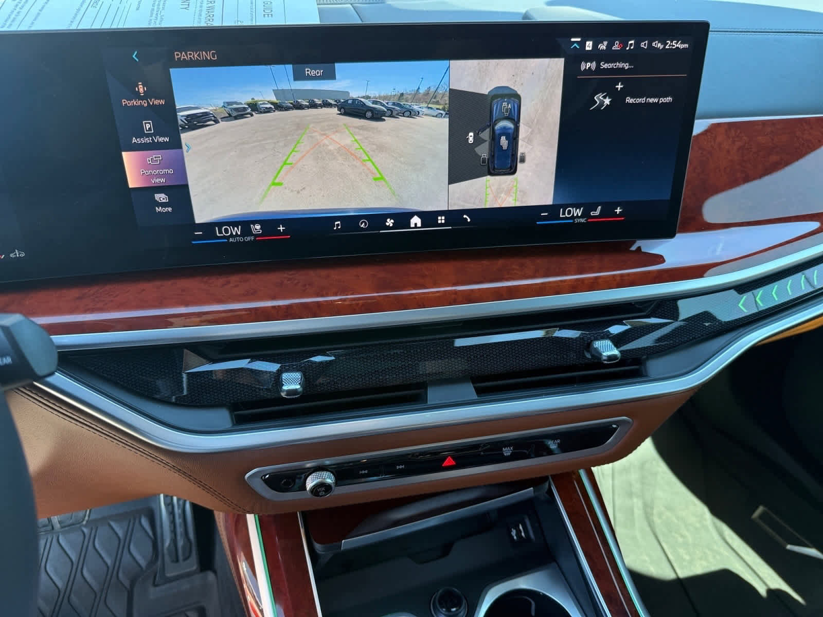 Used 2024 BMW ALPINA XB7 image 19