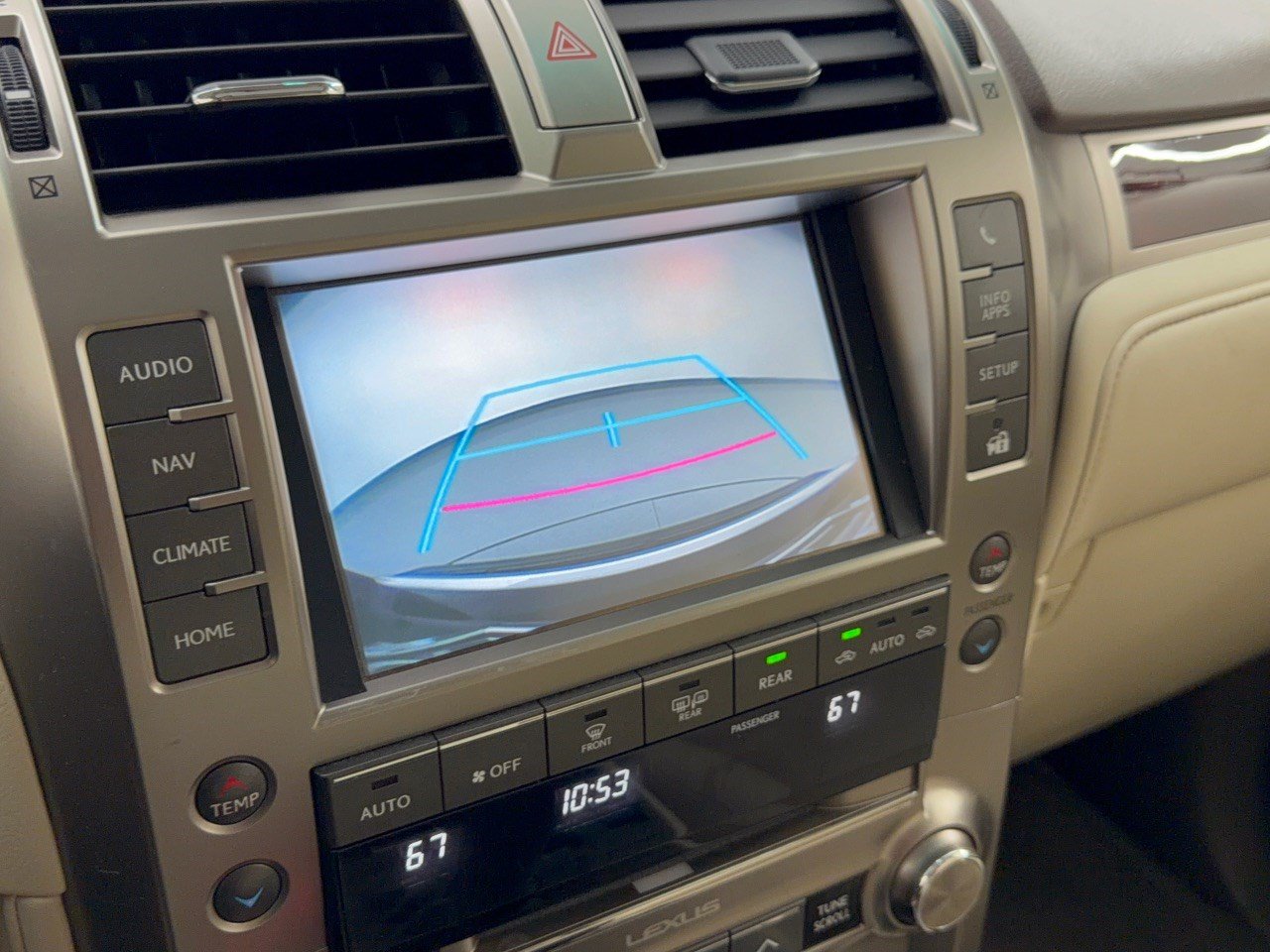 Used 2016 Lexus GX 460 w/ Premium Package AWD/4WD image 24