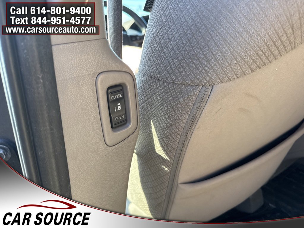 Used 2015 Honda Odyssey EX image 29