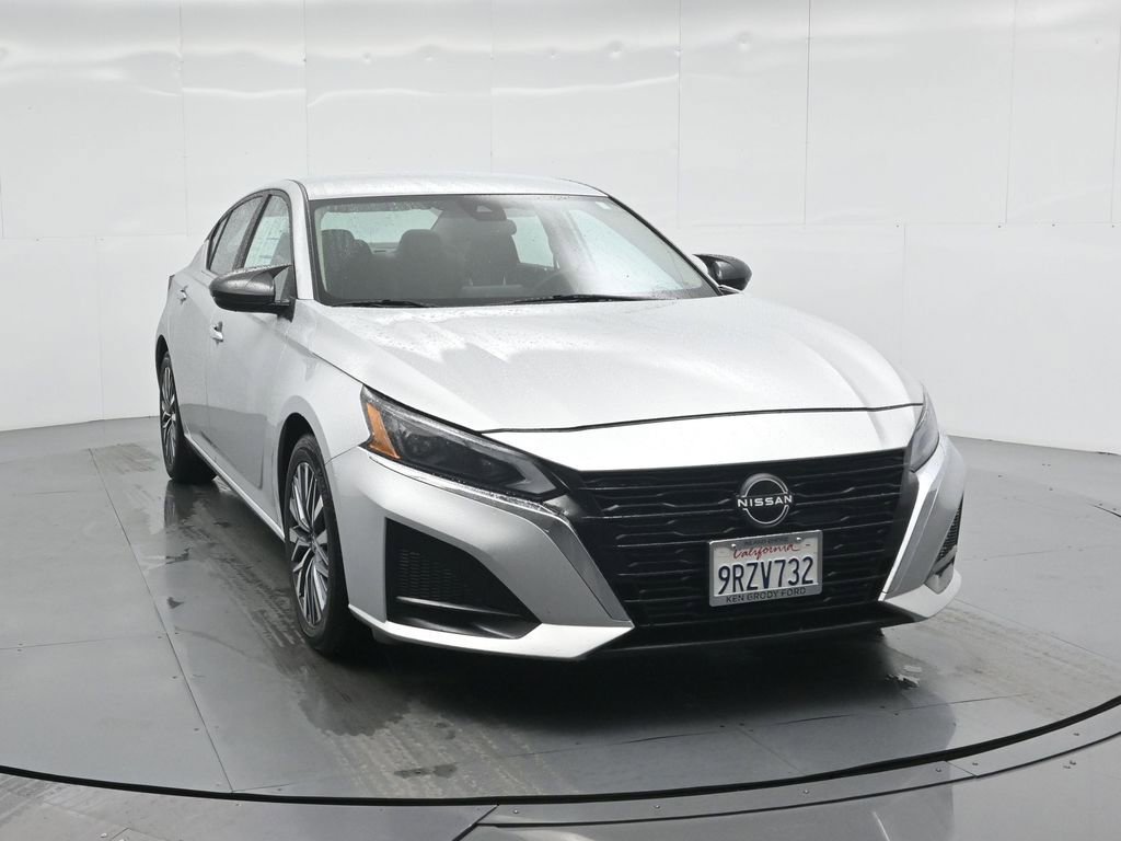 Used 2023 Nissan Altima 2.5 SV image 24