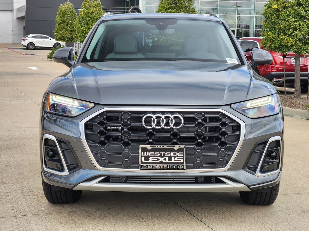 Used 2025 Audi Q5 e Premium image 2