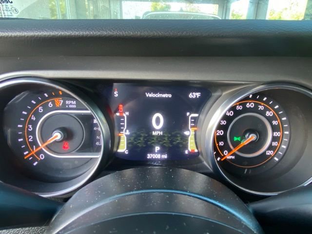 Used 2023 Jeep Gladiator Sport AWD/4WD image 19