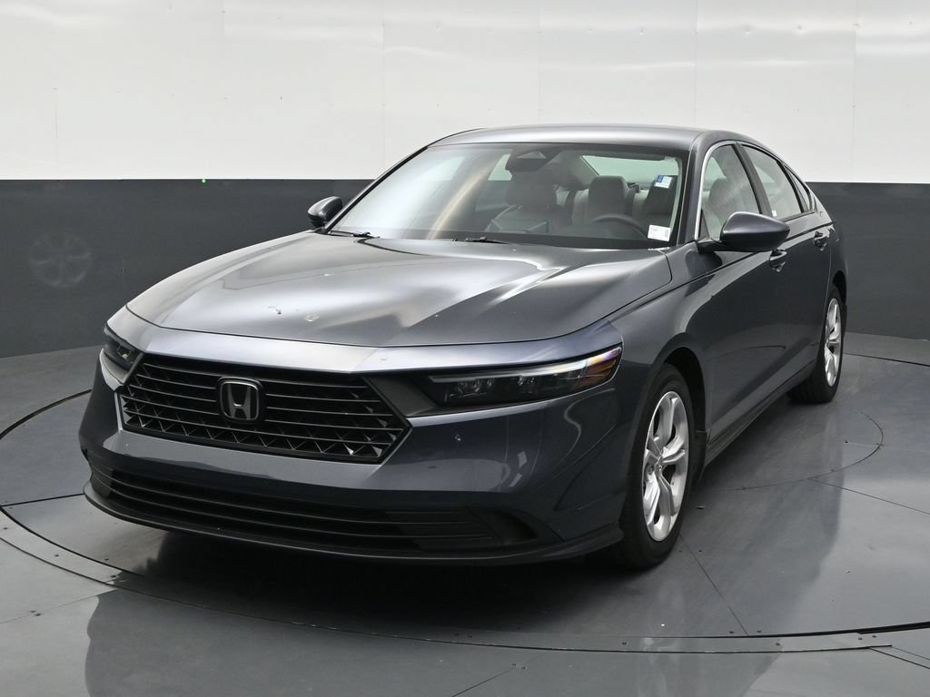 Used 2025 Honda Accord LX image 8