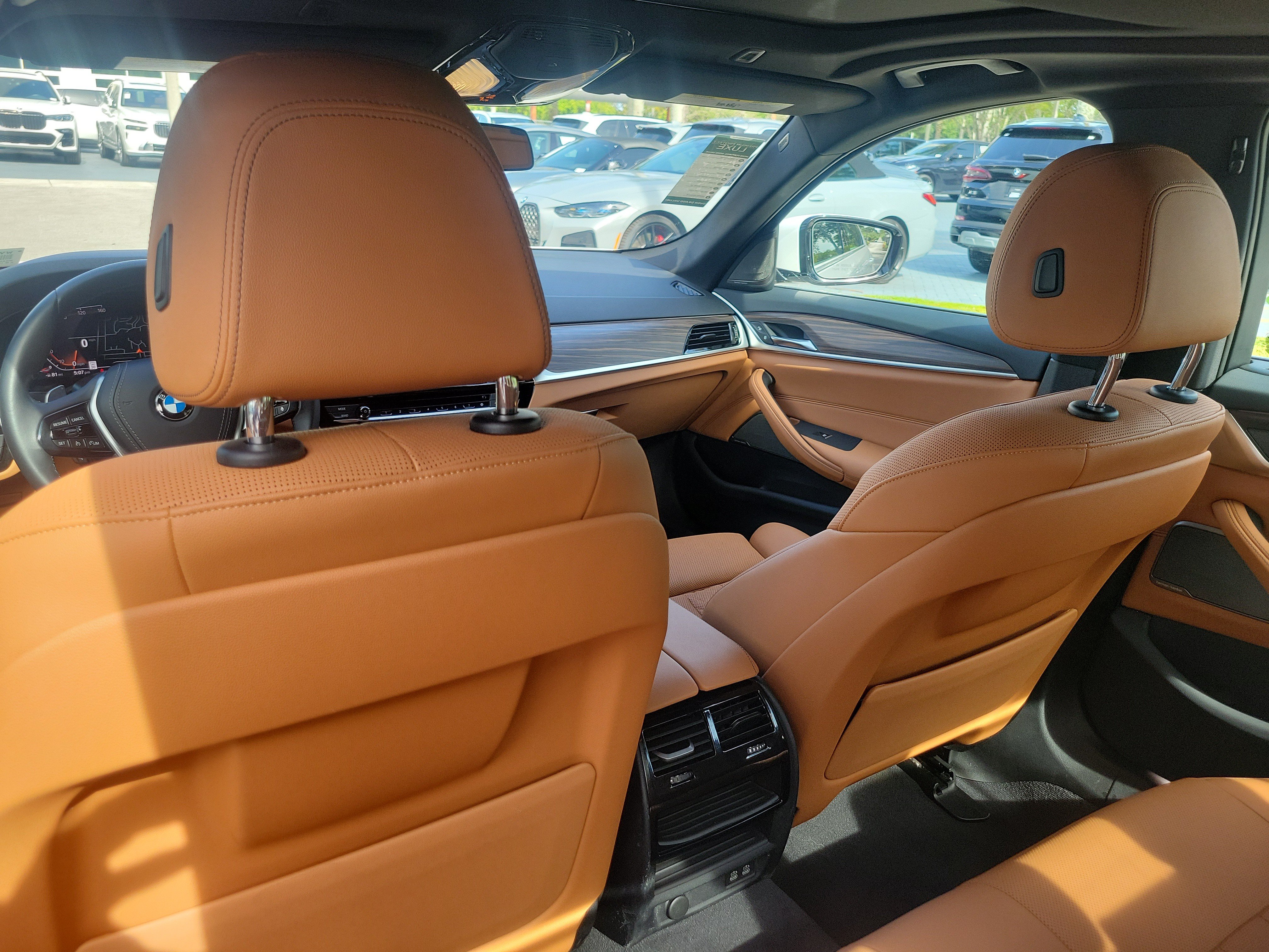 Used 2023 BMW 540i w/ Executive Package RWD image 12