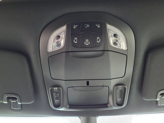 New 2027 Chrysler Pacifica Limited FWD image 26