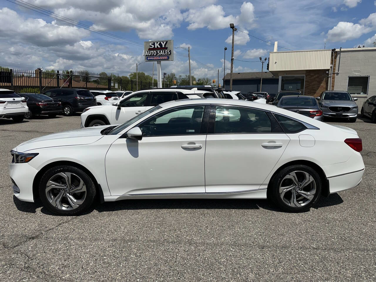 Used 2018 Honda Accord EX-L image 4