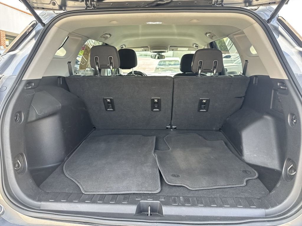 Used 2018 GMC Terrain SLE FWD image 21